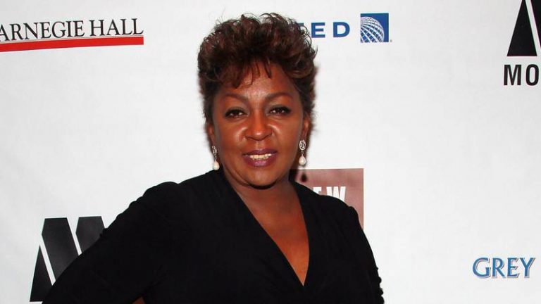 Anita Baker Battles for her Masters and asks Rans not to Buy or Stream her music
